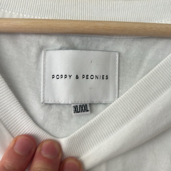 Poppy & Peonies “Mama” Graphic Tee – XL/XXL - Picture 4 of 5